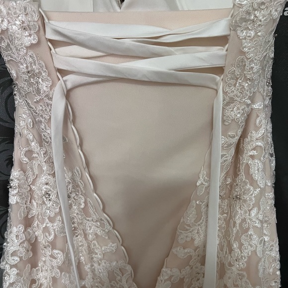 Wedding Dress - BRAND NEW - Picture 10 of 10